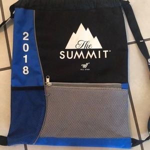 2018 Varsity Summit drawstring bag